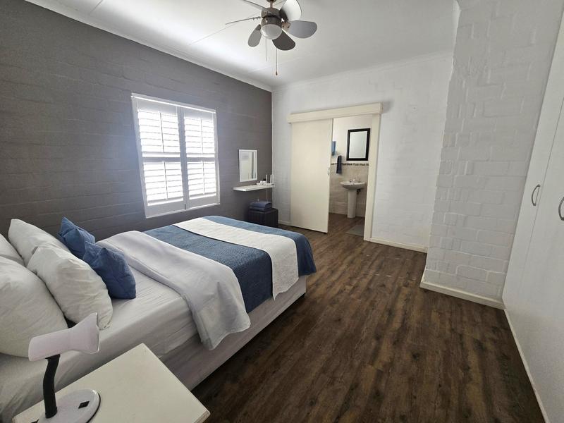 3 Bedroom Property for Sale in Golden Mile Western Cape